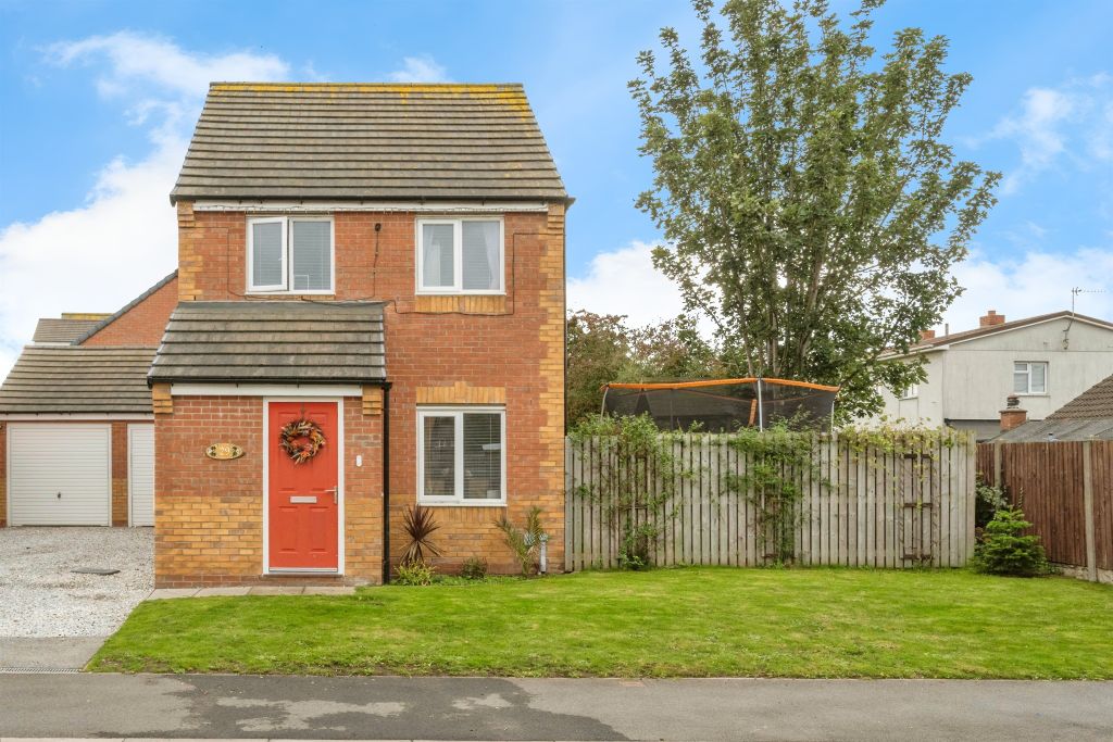 Property photo 1 of 11