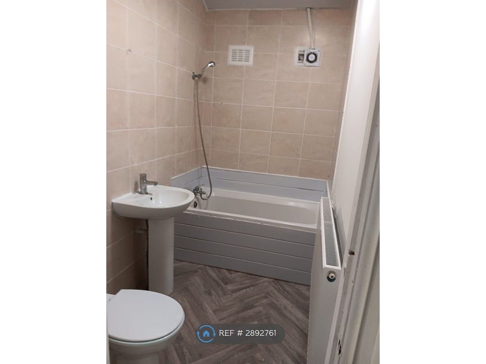 Property photo 2 of 3