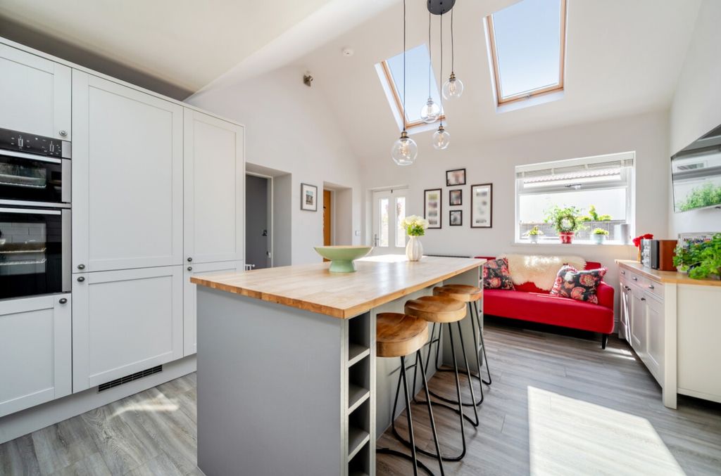 Property photo 2 of 32 1480014-7-6A3549A201F69