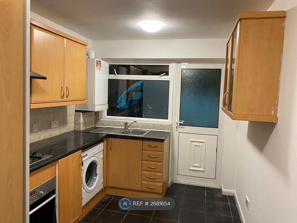 Property photo 1 of 14 Kitchen