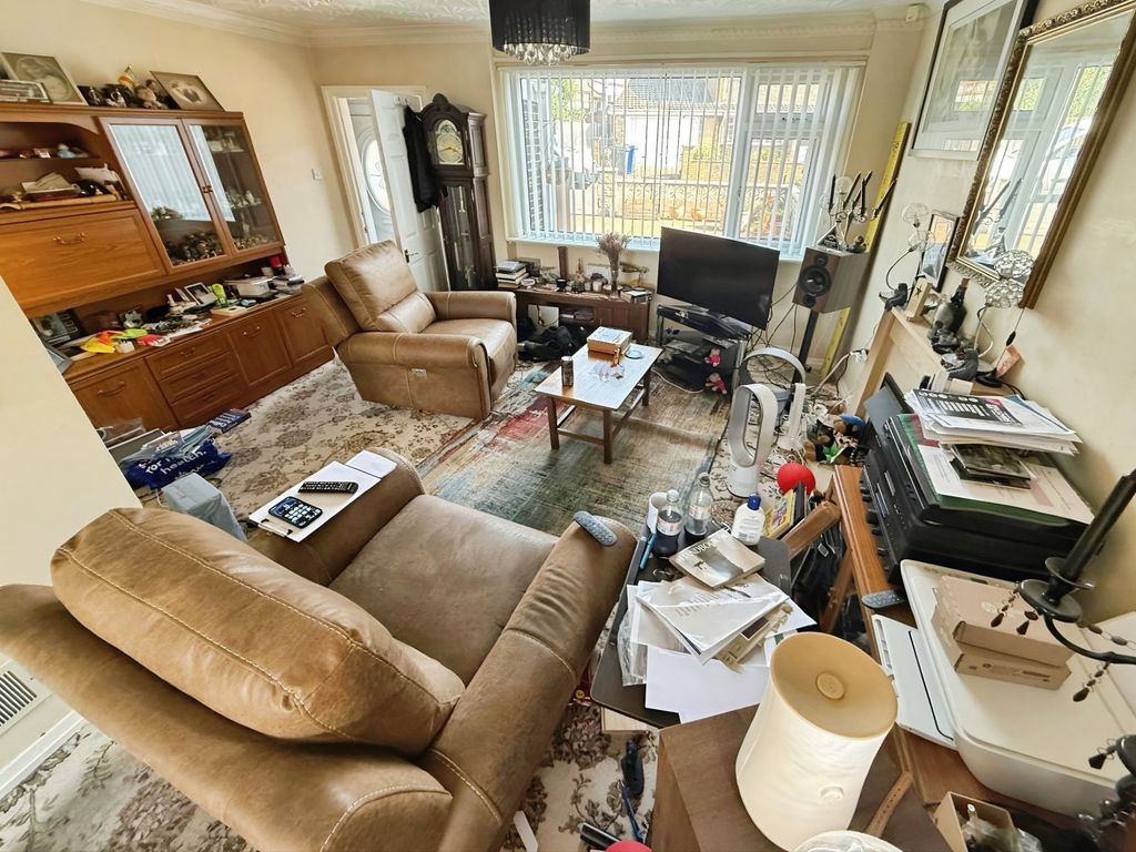 Property photo 3 of 17 Picture No. 03