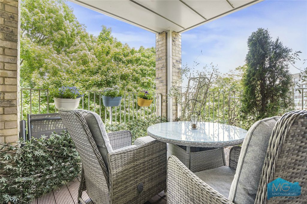 Property photo 2 of 17 Picture No. 09