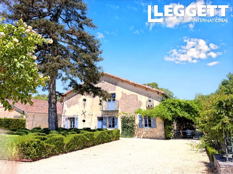 Property photo 1 of 10