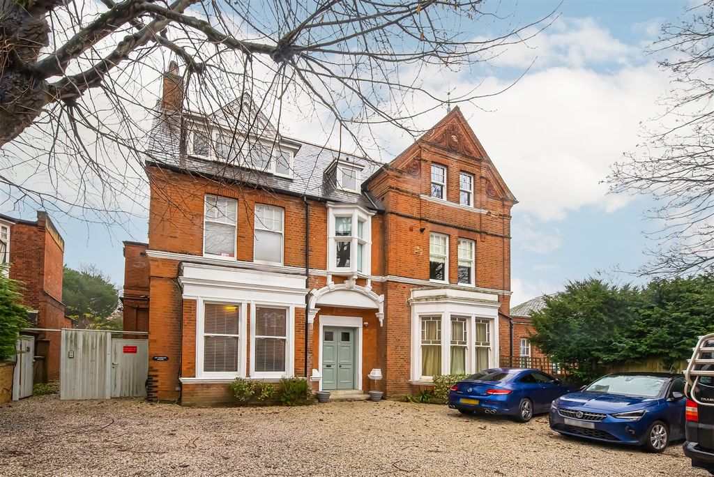 Property photo 1 of 13 Helliwell &amp; Co