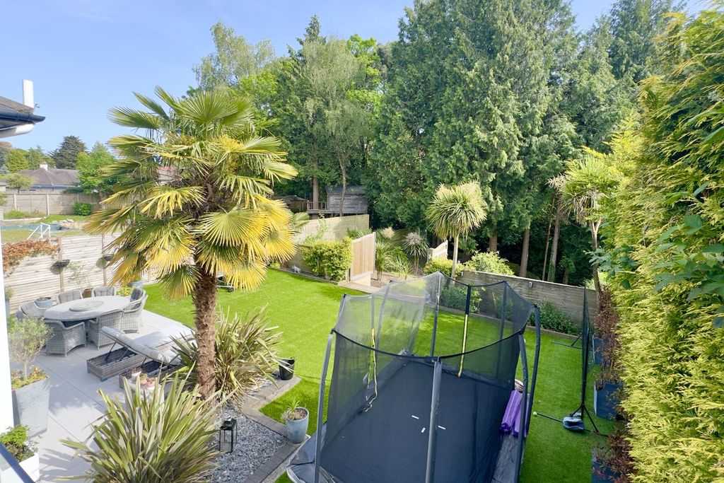 Property photo 3 of 29