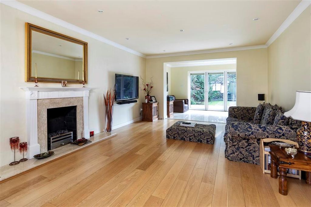 Property photo 1 of 9 Image