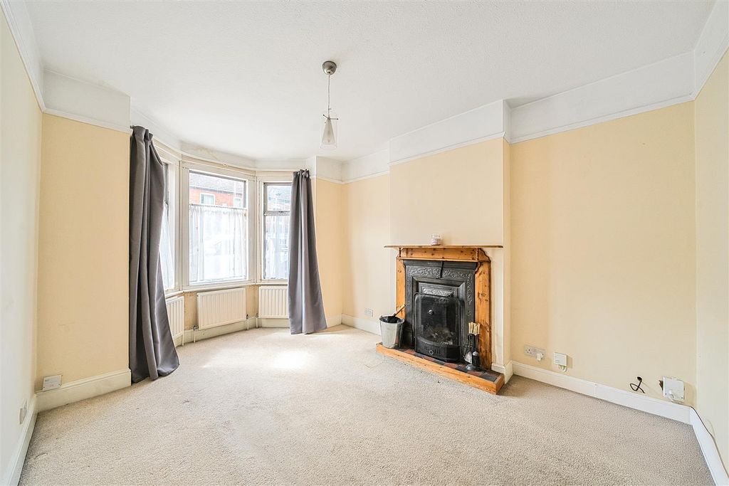 Property photo 2 of 13 8-681ce70Aeda3A-1288412-Arw-8-3.Jpg