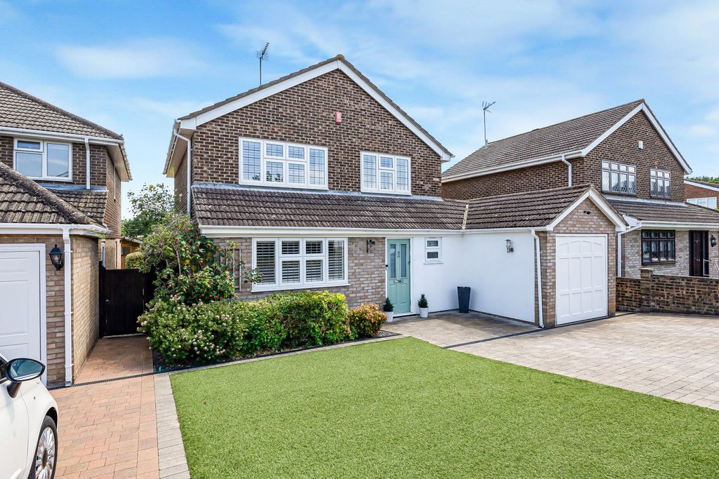 Property photo 2 of 30