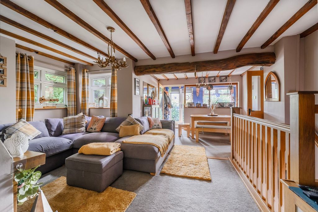 Property photo 3 of 38