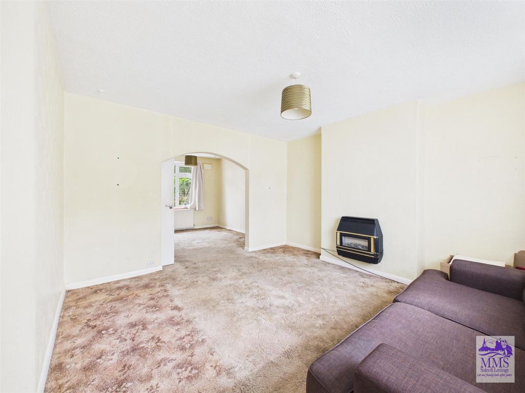 Property photo 3 of 25 Cam04098G0-Pr0229-Still003.Jpg