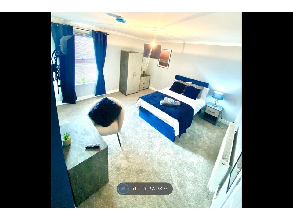 Property photo 2 of 14 Bedroom 2