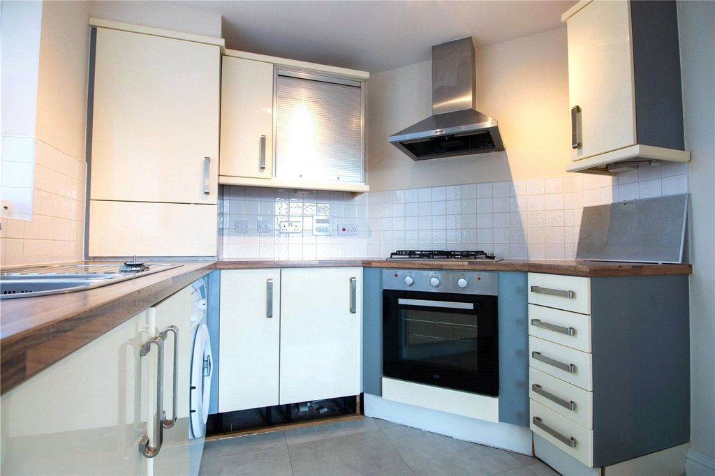 Property photo 3 of 7 Picture No. 05