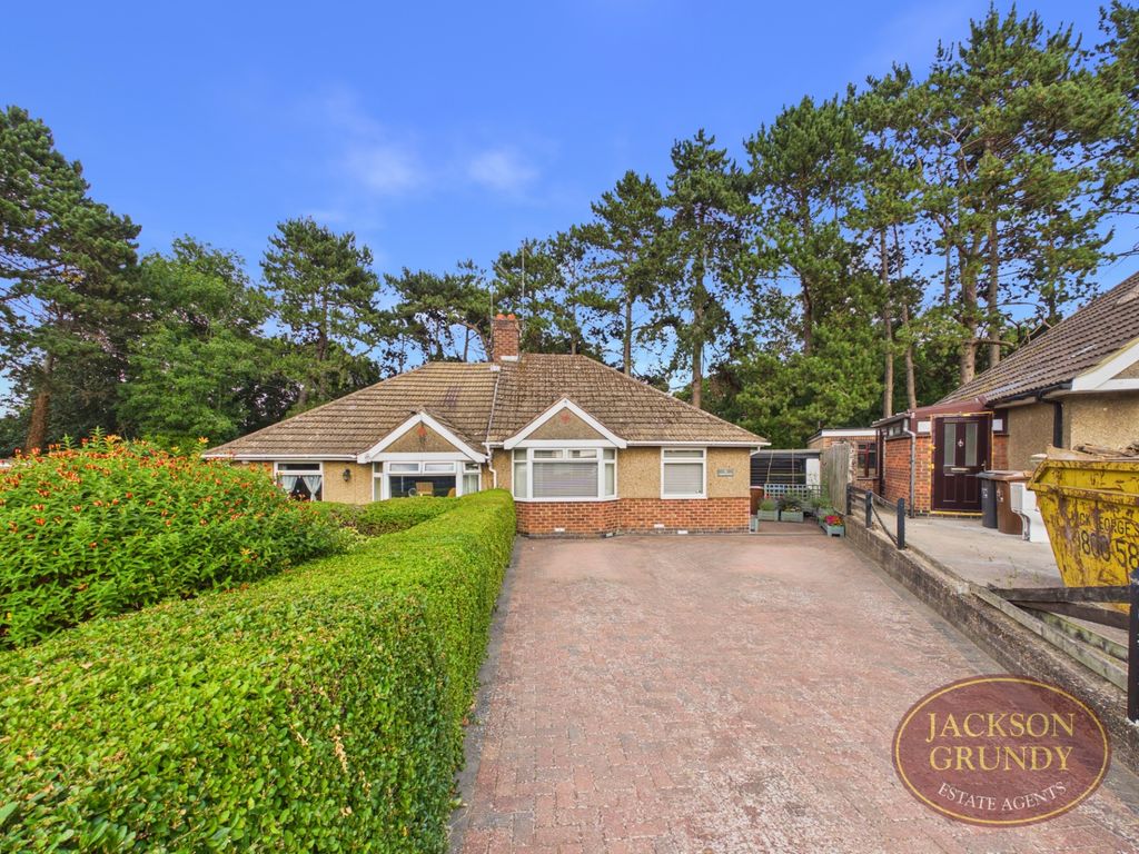 Property photo 1 of 15 Charnwood Avenue