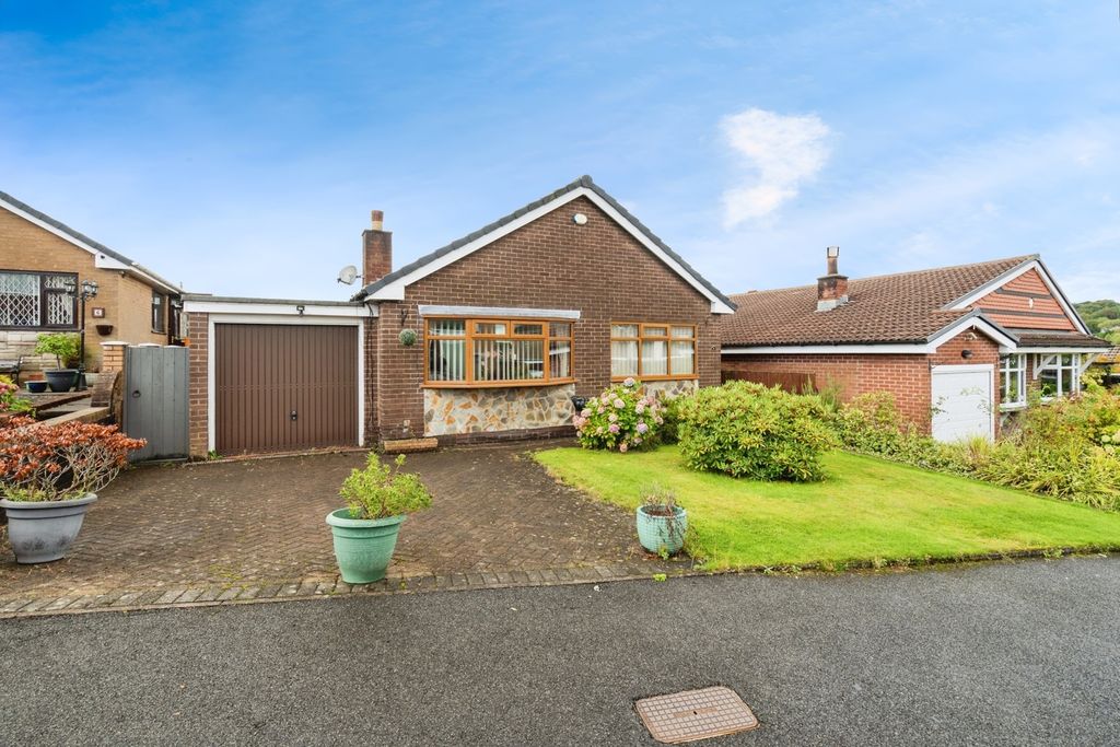 Property photo 1 of 17 Photo