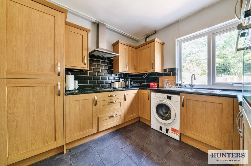 Property photo 3 of 15 Kitchen