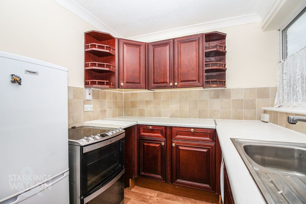 Property photo 3 of 8