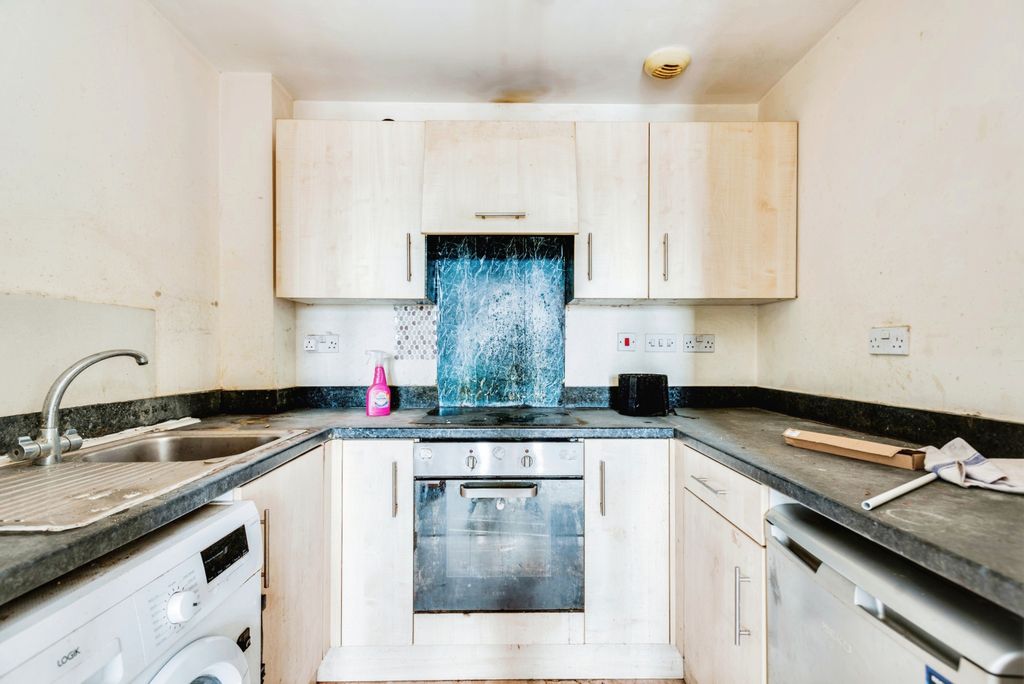 Property photo 2 of 6 Photography