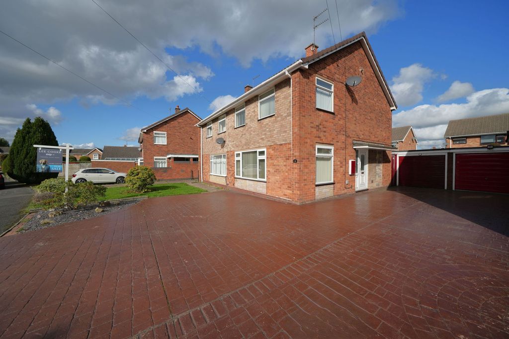 Property photo 1 of 25
