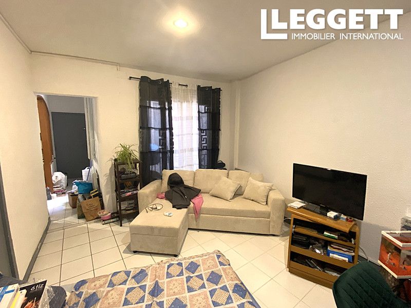 Property photo 1 of 5