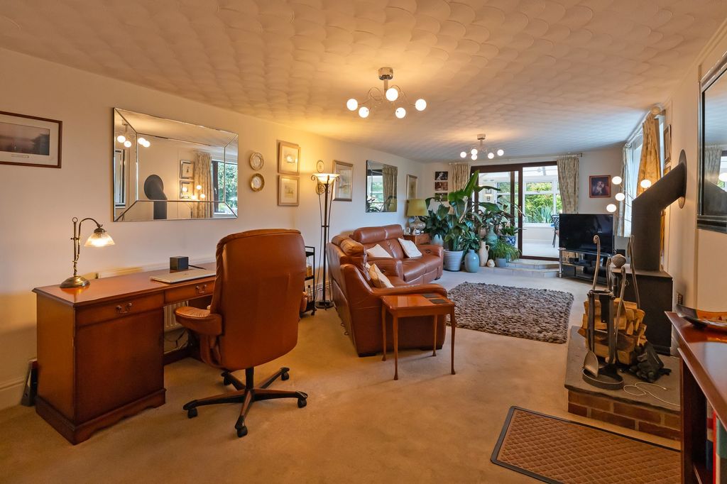 Property photo 3 of 44 3