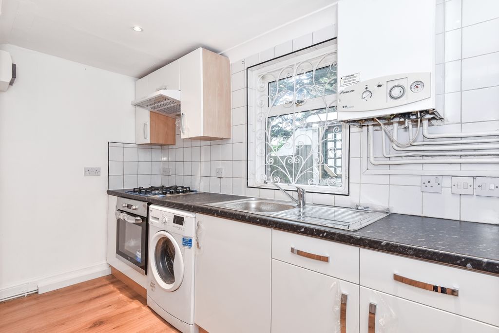 Property photo 3 of 6 355427 (4)