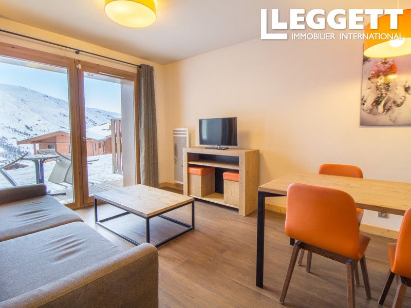 Property photo 2 of 10