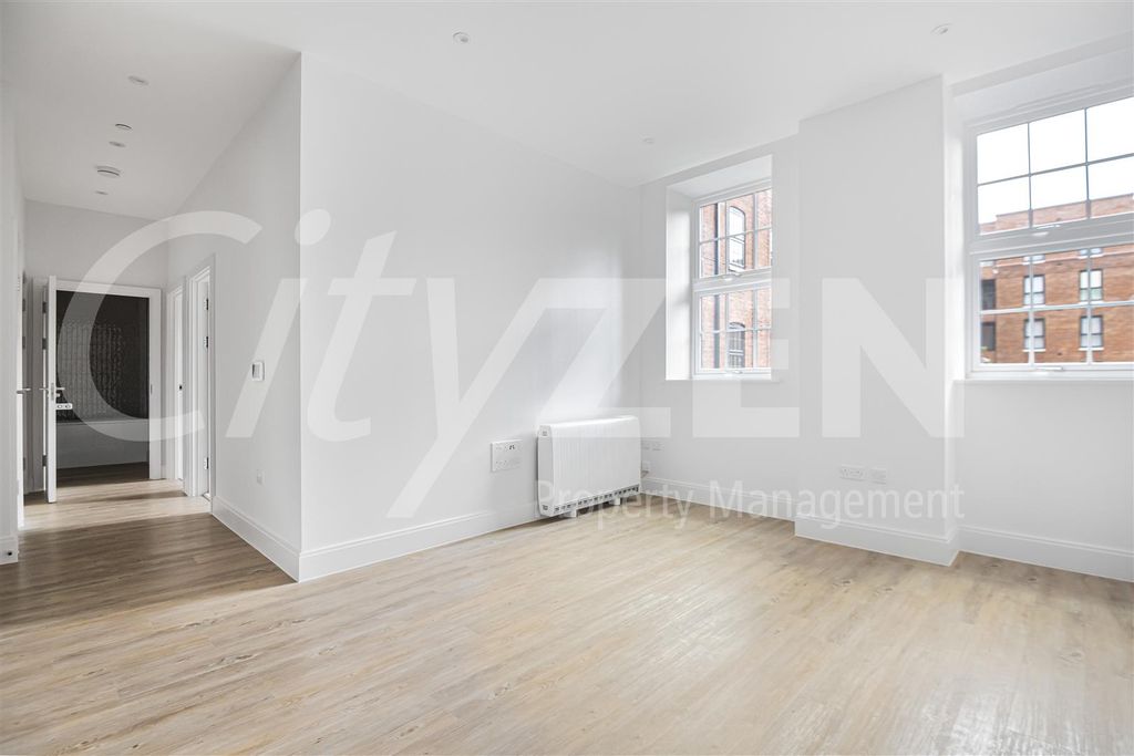 Property photo 2 of 28 Reception Room