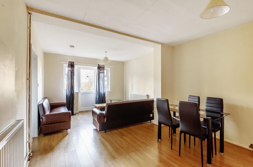 Property photo 2 of 8 804756 (2).Jpg