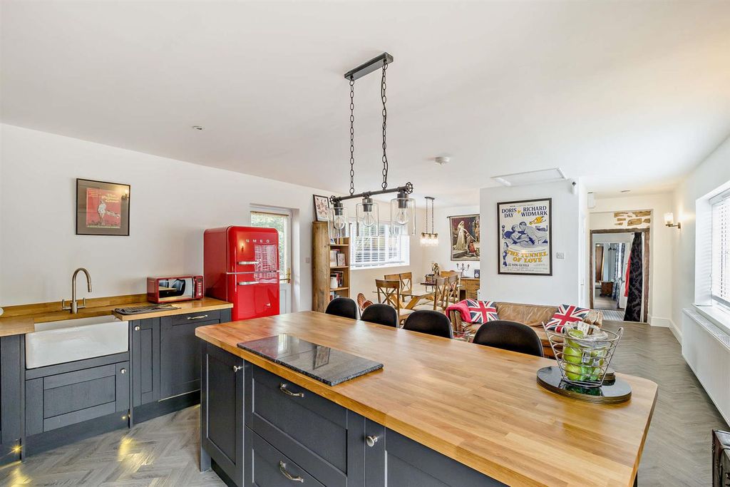 Property photo 2 of 24 Open Plan Kitchen/ Dining Room