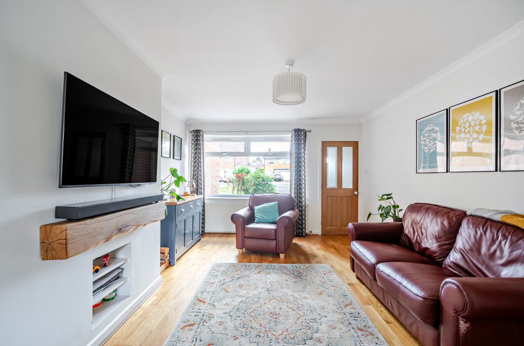 Property photo 2 of 12 1483861-20-6A4667...