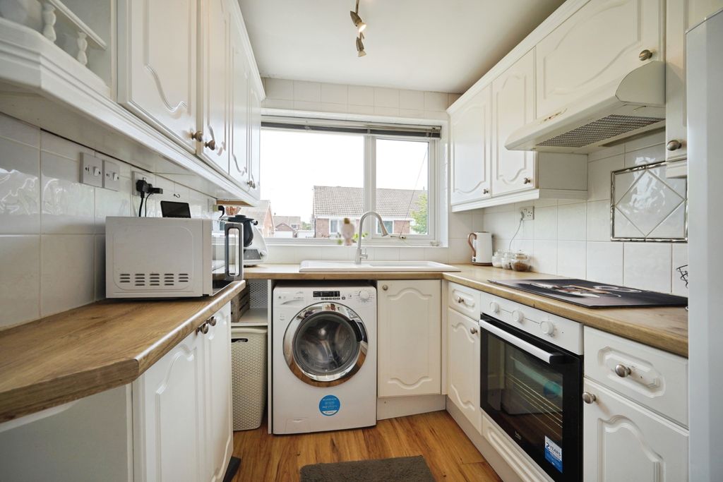 Property photo 2 of 13