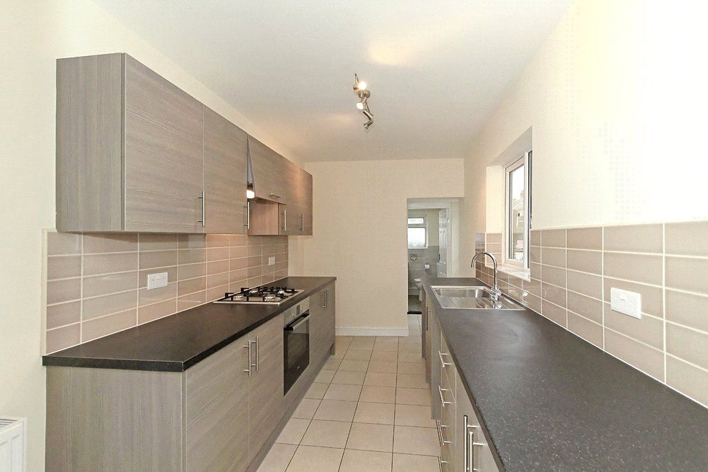 Property photo 2 of 15 Picture No. 12