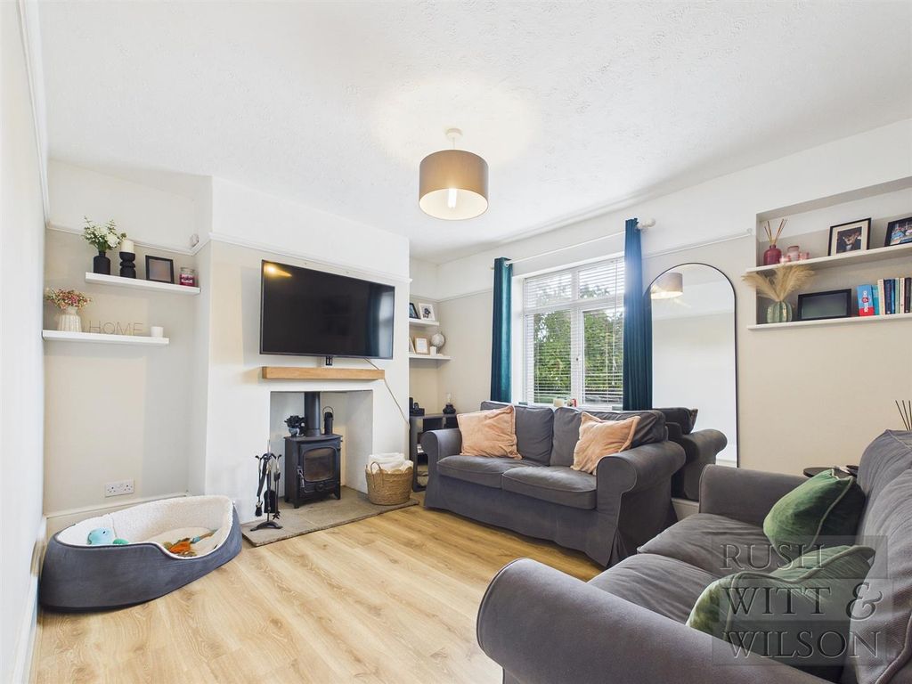 Property photo 3 of 25