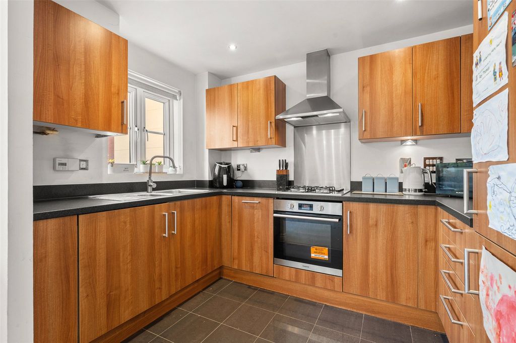 Property photo 2 of 11 Picture No. 01