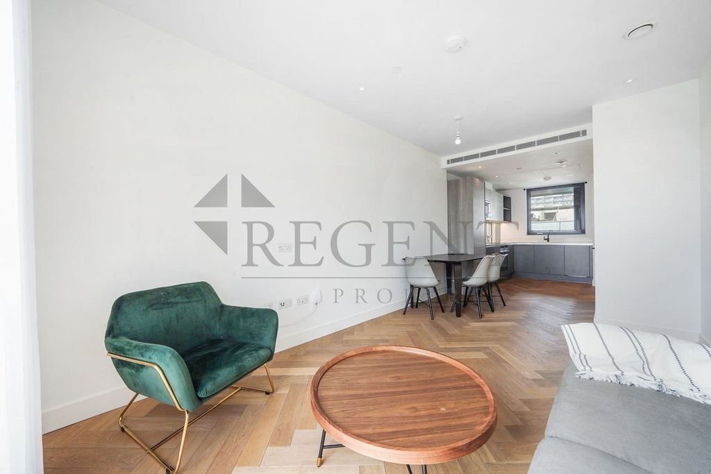 Property photo 3 of 19 Open Plan