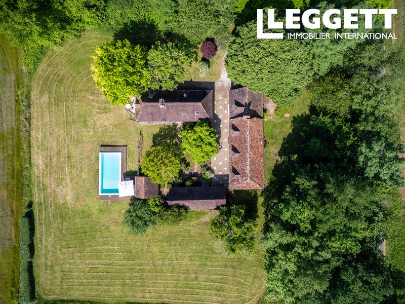 Property photo 2 of 10