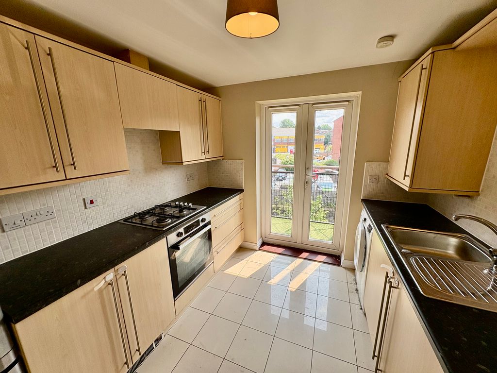 Property photo 2 of 9