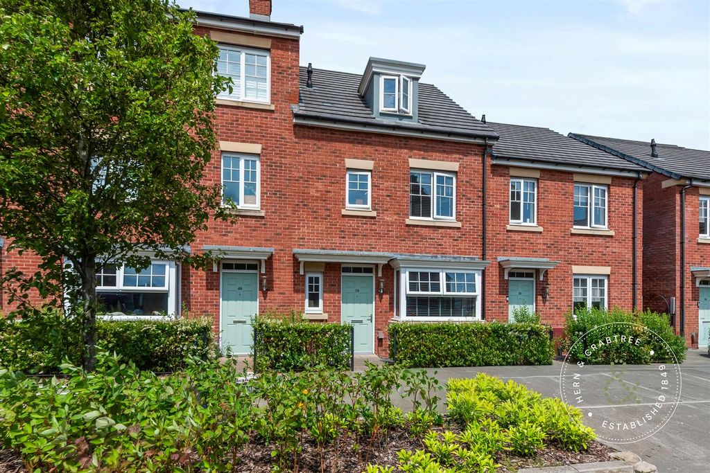 Property photo 1 of 27 Stryd-Elai-29.Jpg
