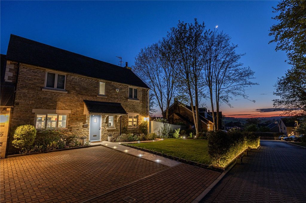 Property photo 1 of 17 Picture No. 32