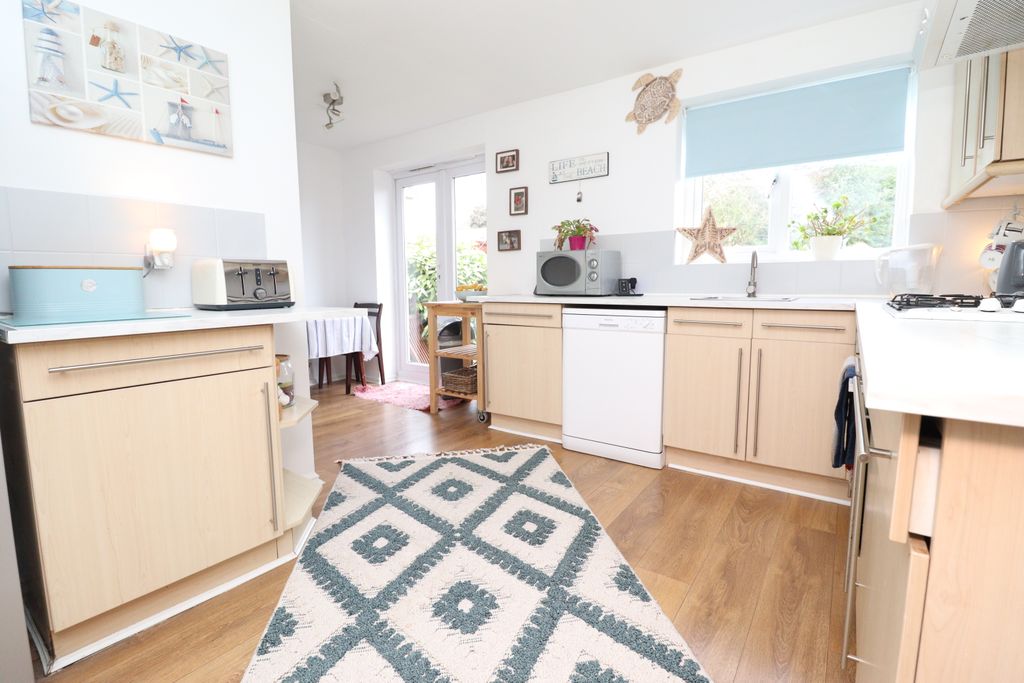Property photo 3 of 12 Img_4781
