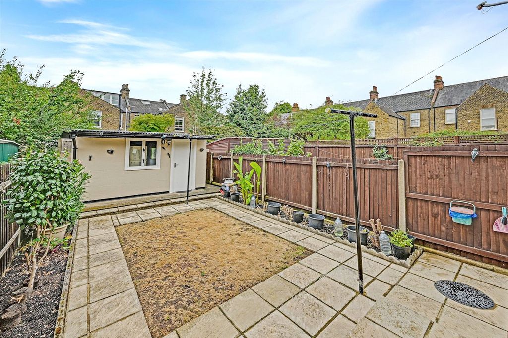Property photo 3 of 9 Picture No. 07