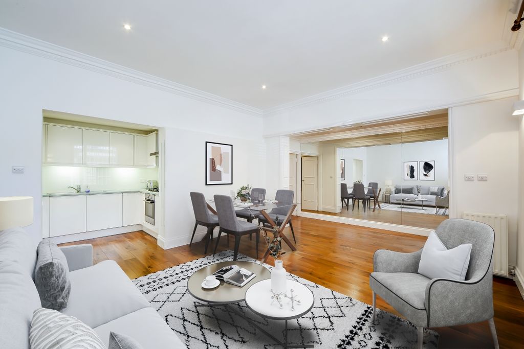 Property photo 3 of 11 Jll