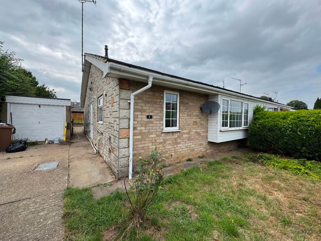Property photo 1 of 9
