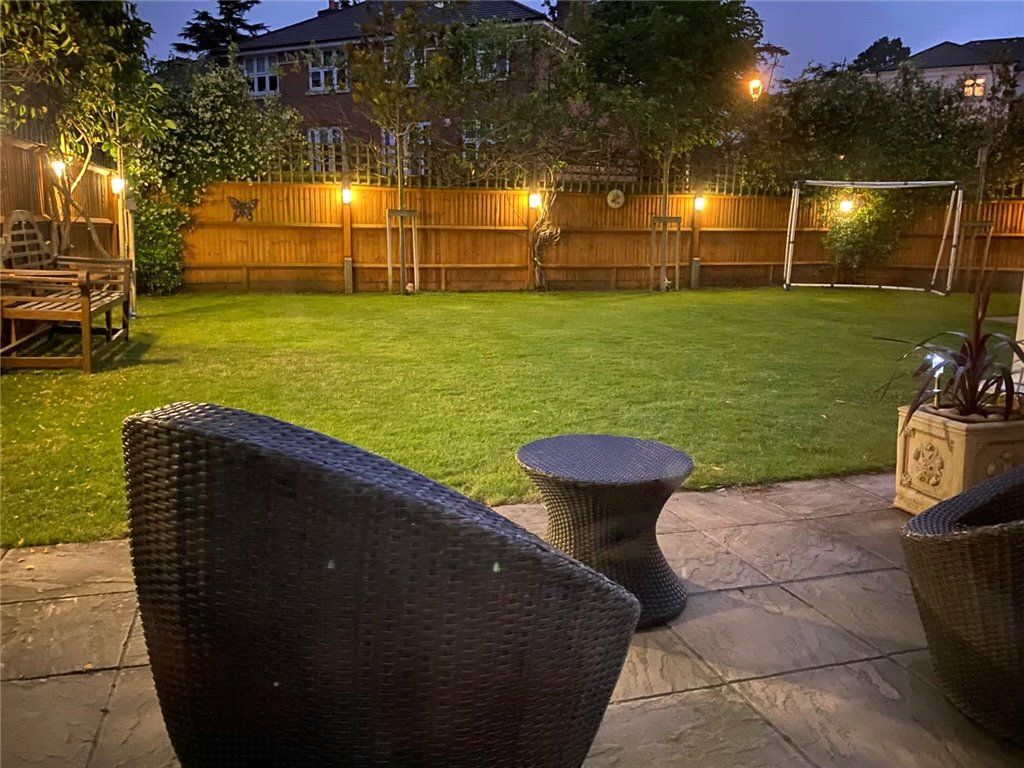 Property photo 1 of 16 Picture No. 93