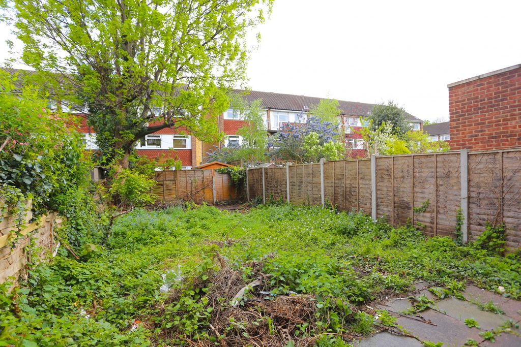 Property photo 3 of 15