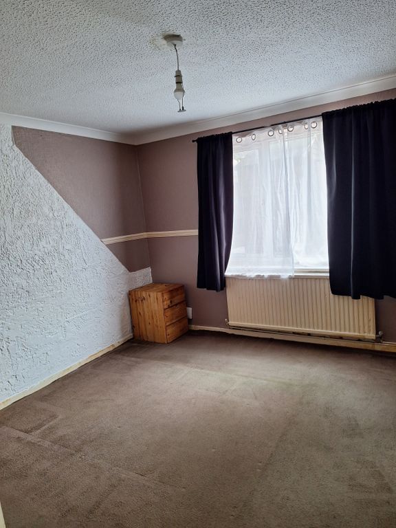 Property photo 3 of 10 Gallery