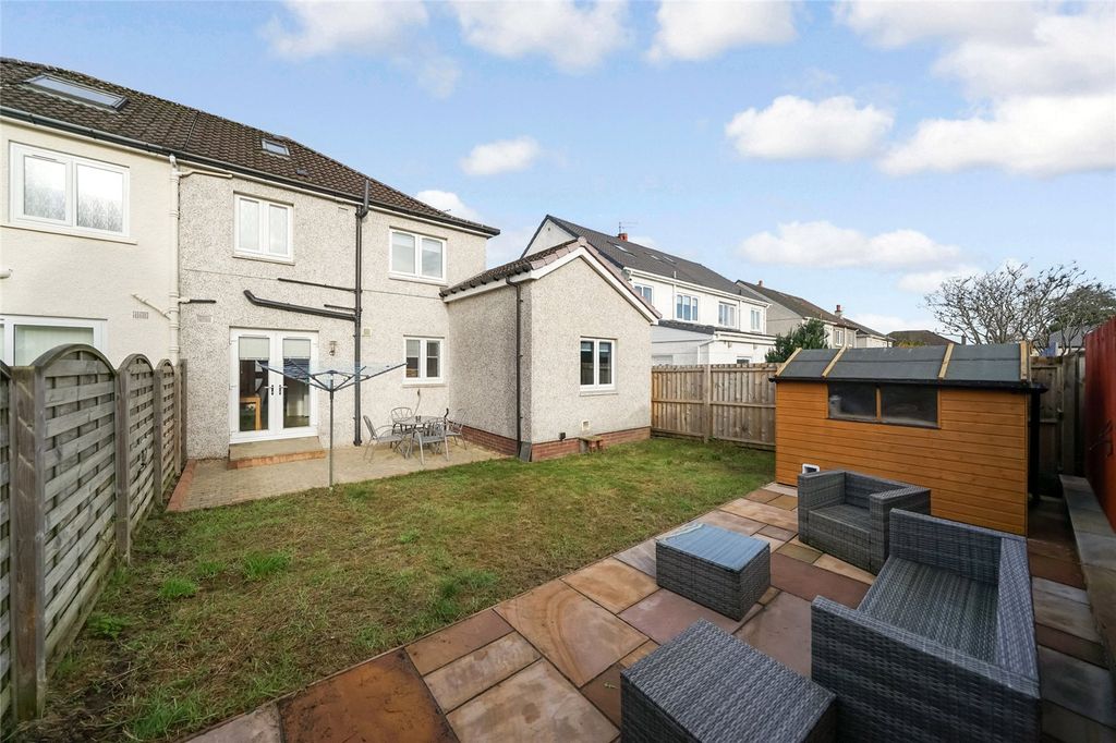 Property photo 3 of 21 Picture No. 17