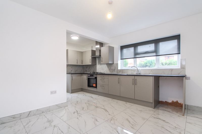 Property photo 2 of 15 Kitchen/Diner