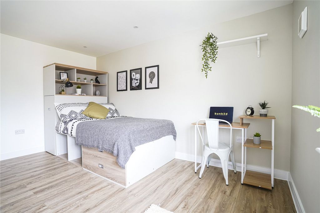 Property photo 2 of 10 Picture No. 02