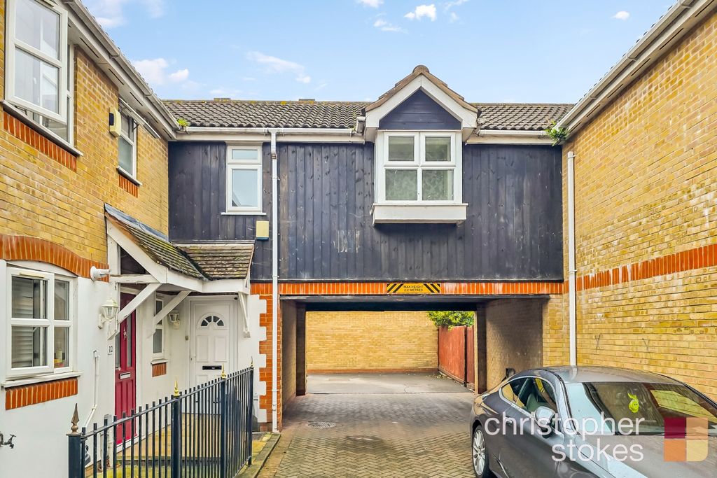 Property photo 1 of 13 4534840